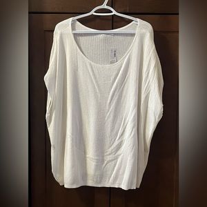 Women’s short sleeve sweater